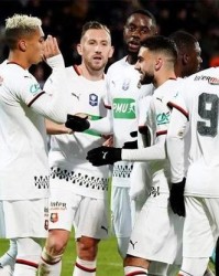  法甲黑马昂热爆冷逼平巴黎，防线表现惊艳  