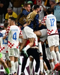  德甲揭幕战上演进球大战创纪录  