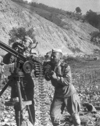  柏林联合防线失误遭升班马羞辱  