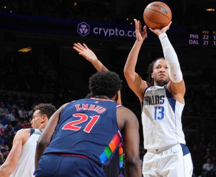  阿德巴约两双热火轻取黄蜂继续保持东部前列位置  